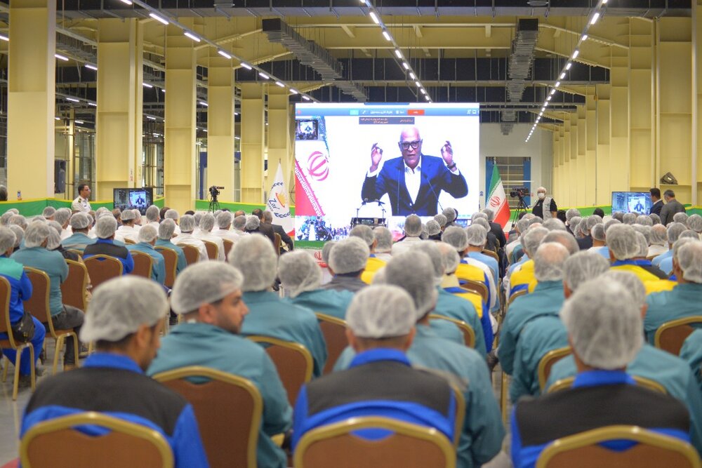 «زرکام» ، بزرگترین کارخانه «کانفکشنری» خاورمیانه به بهره برداری رسید