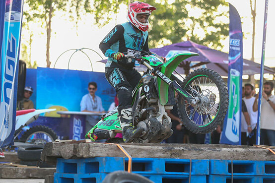 اِج و هیجانی که تمام شدنی نیست