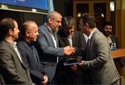 گروه زر در جمع برگزیدگان توسعه فناوری ایران
