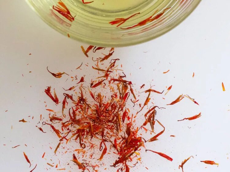 راه تشخیص زعفران اصل