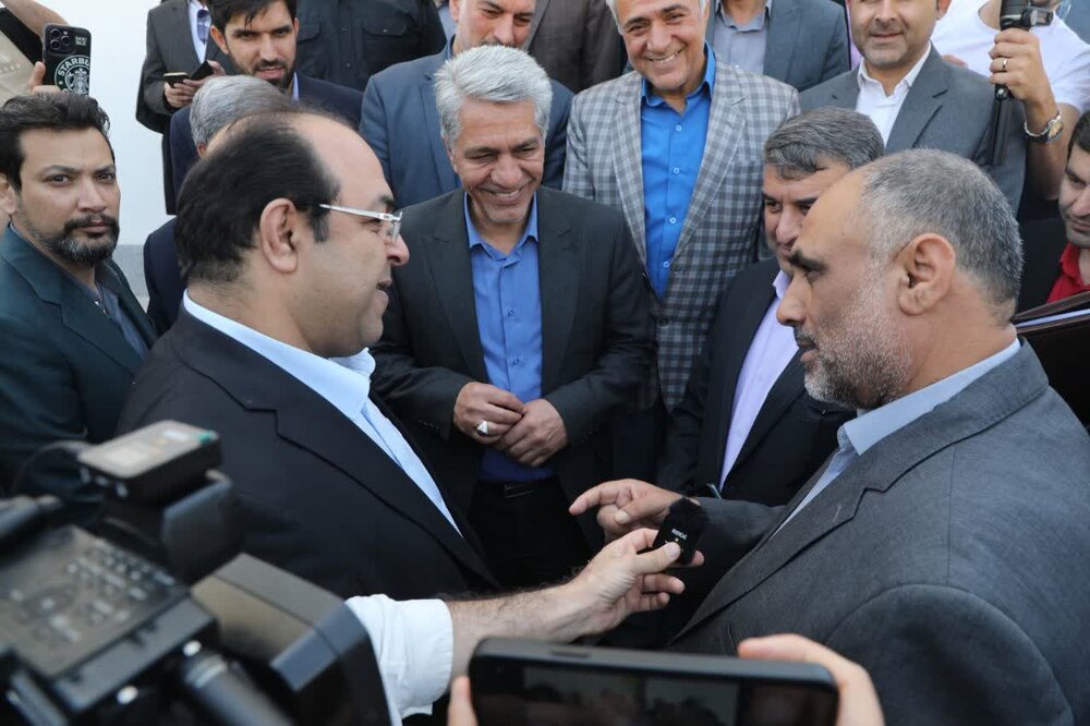 بازدید وزیر جهاد کشاورزی از کشتارگاه طیور شرکت «دام و طیور کوروش»