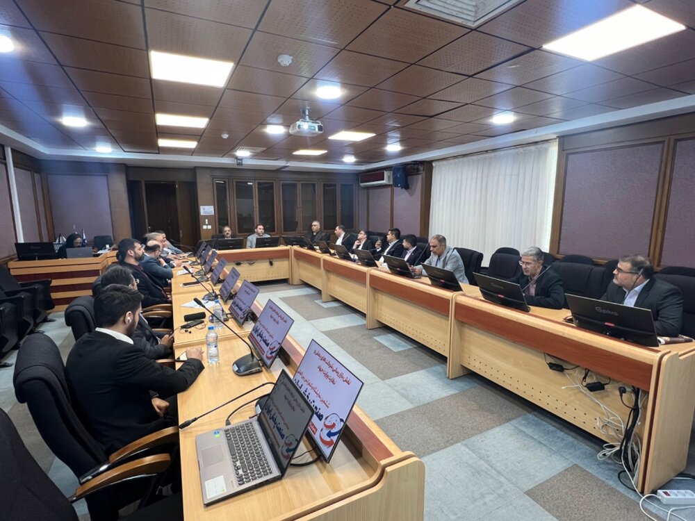 صنعت پخش موجب شفافیت در بازاررسانی محصولات کشاورزی می شود/ آمادگی وزارت جهاد کشاورزی برای شفاف سازی توزیع گوشت مرغ و گوشت قرمز از طریق شرکت های پخش