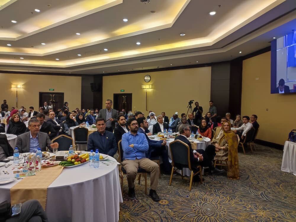 بزرگان صنعت غذا به اجلاس بین المللی تجارت غذا روی خوش نشان ندادند/ بضاعت صنعت غذا این دورهمی ها نیست