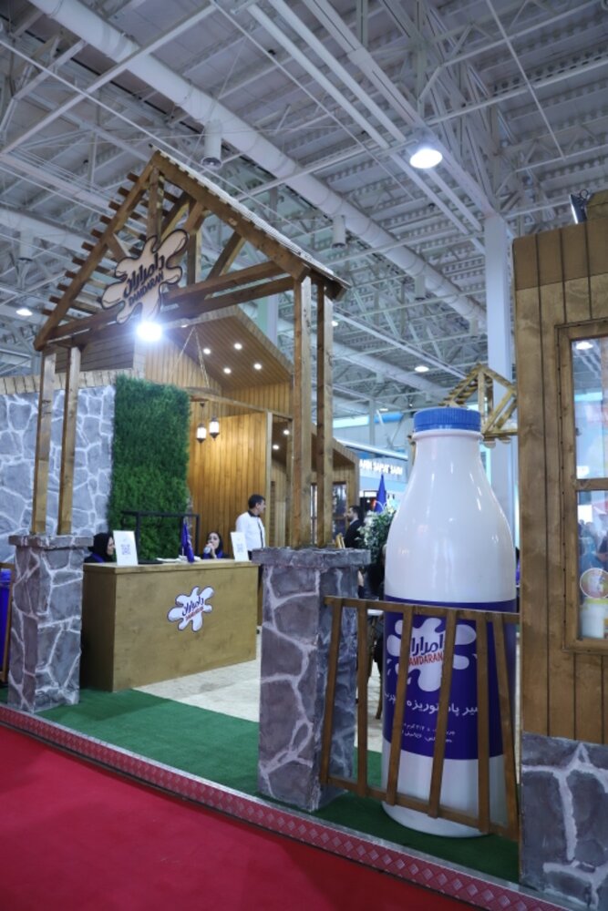 چشم نوازی لبنیات «دامداران» در نمایشگاه اگروفود ۱۴۰۳