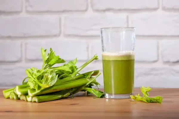 آب کرفس بهترین نوشیدنی برای تقویت قلب