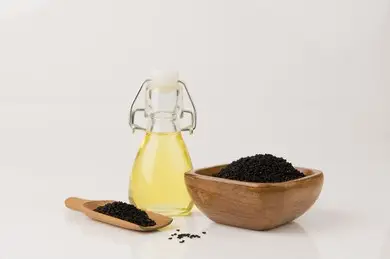 فواید روغن سیاه د انه برای مو