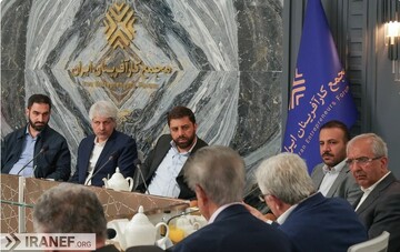 قوانین کنونی دست و پای تولیدکنندگان را می بندد اما راه را برای دلالان هر روز هموارتر می شود/ با دست‌فرمان فعلی، فاتحه تولید خوانده است