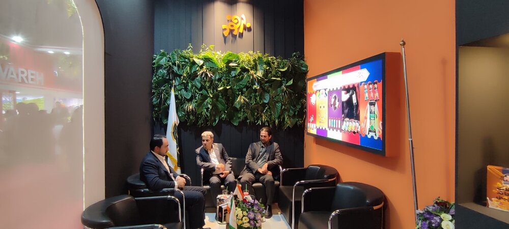 سبد متنوع محصولات صنایع غذایی «برفود» در نمایشگاه اگروفود