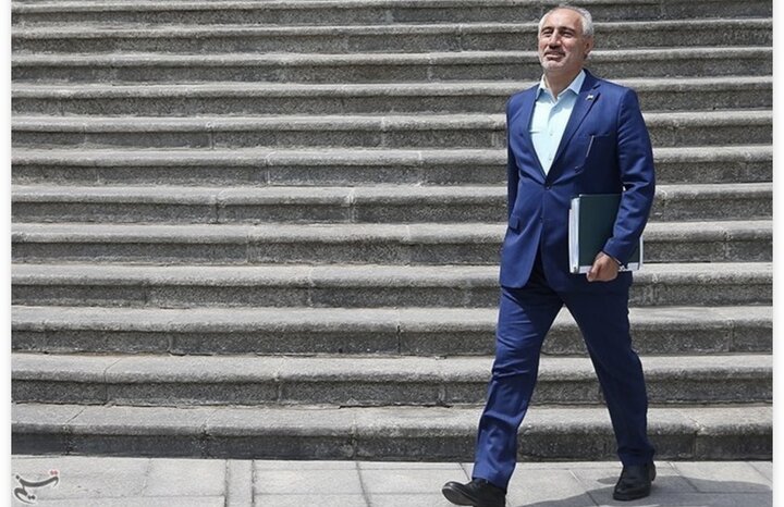 رد پای یک «اشتباه استراتژیک» در جهش ساعتی دلار/ چرا بازار ارز بعد از مصوبه دولت به هم ریخت؟