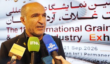 پرداخت مطالبات گندمکاران به‌زودی به ۹۰ درصد می‌رسد/ ۱۴۰۰ نانوایی‌ در کشور نان کامل عرضه می‌کنند