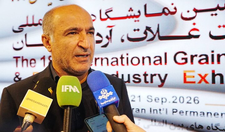 پرداخت مطالبات گندمکاران به‌زودی به ۹۰ درصد می‌رسد/ ۱۴۰۰ نانوایی‌ در کشور نان کامل عرضه می‌کنند