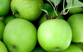 واکس میوه از موم و ترکیبات طبیعی تهیه می‌شود/مردم با خیال آسوده از محصولات کشاورزی استفاده کنند 