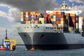 ۴۴ کشتی حامل کالاهای اساسی منتظر پهلوگیری هستند/ دپوی ۳.۵ میلیون تن کالای اساسی در بندر امام