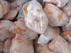 قیمت مرغ به ۷۴۰۰ تومان رسید/ مرغ‌های دولتی کیفیت پایینی دارند
