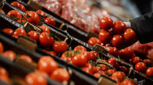 گوجه‌فرنگی، صدرنشین افزایش قیمت مواد غذایی در آبان‌ماه