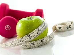 خوردن یک سیب در روز با چاقی مبارزه می‌کند