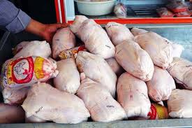 نرخ مرغ به ۲۸ هزار و ۵۰۰ تومان رسید/ روند قیمت‌ها کاهشی است