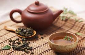 ۱۰ نمونه چای لاغری گیاهی برای کاهش وزن