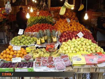 در میادین میوه و تره‌بار شهر چه می‌گذرد؟/ میوه‌ با کیفیت متوسط و کمی ارزان‌تر از مغازه