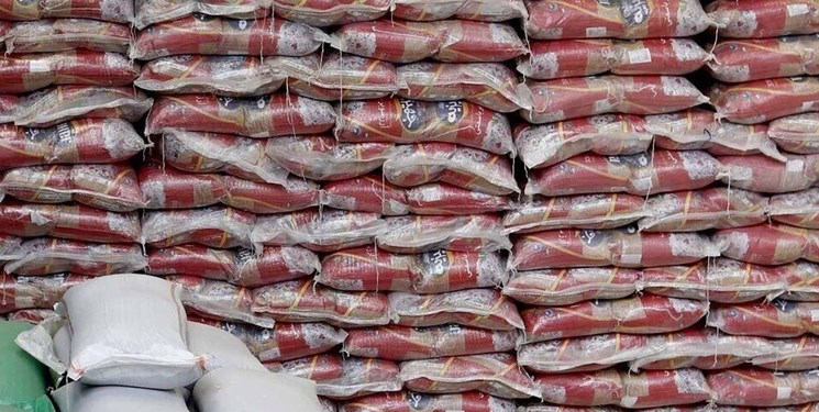 بلاتکلیفی 15 هزار تن برنج در گمرک/ وزارتخانه‌های مسئول تصمیم نمی‌گیرند+سند