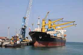 پهلوگیری ۷ فروند کشتی حامل کالای اساسی در بندر چابهار / ۴۲۱هزار و ۲۹۸ تن کالا در کشور توزیع شد